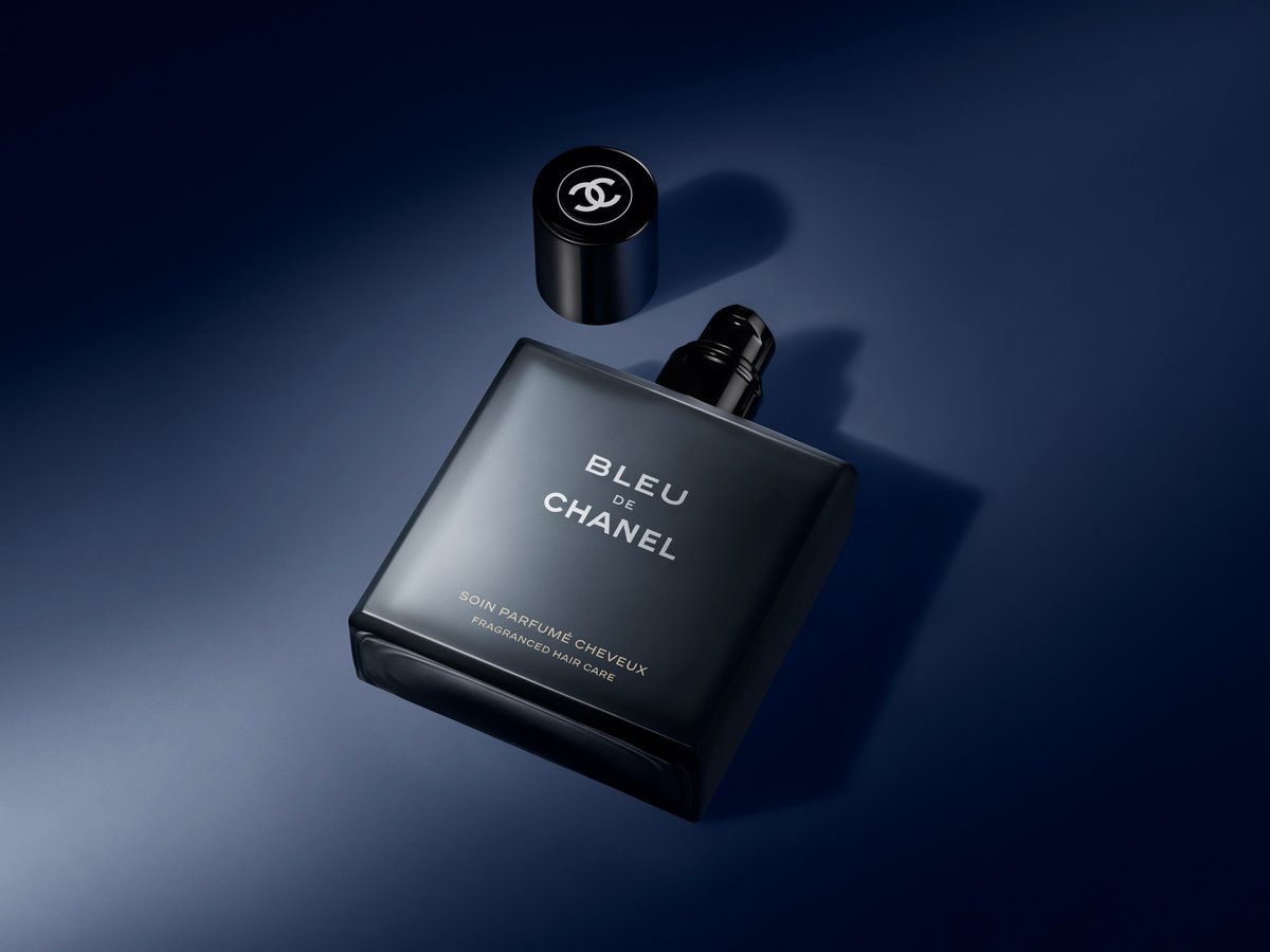 CHANEL ブルードゥシャネル　ヘアケアパルファム　ヘアミルク　90ml ブルー ドゥ シャネル」のヘアミルクが登場 髪にうるおいを与え繊細な