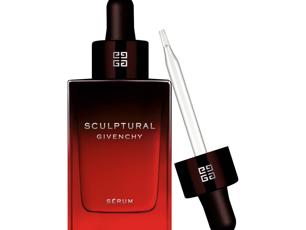 givenchy-sculptural-cbeb82d3-