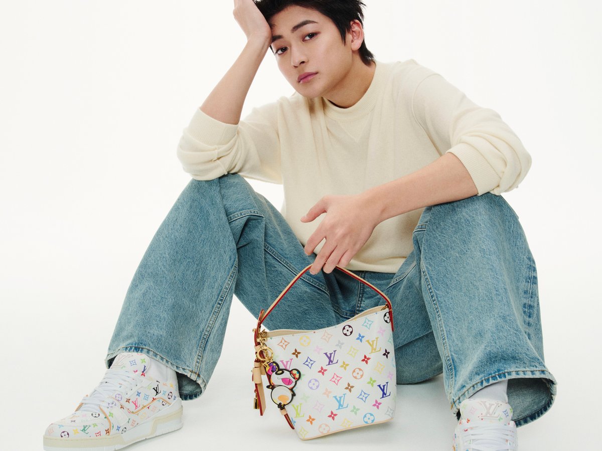lv_murakami_ft_003-58f5d828-