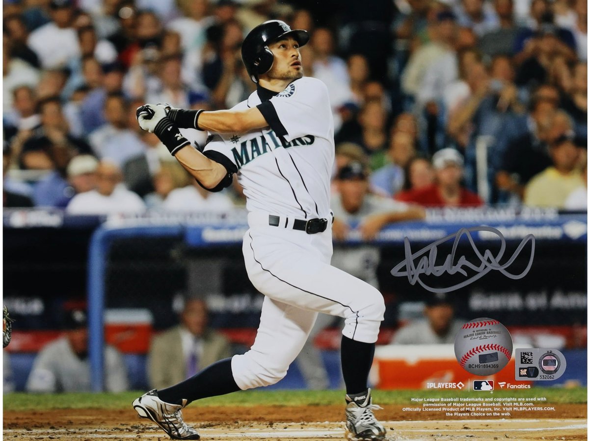 ichiro-hall-of-fame-goods-sign