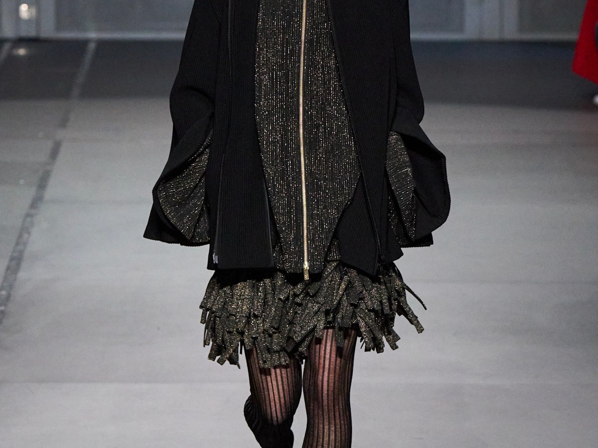 2003-2004 AW FASHION SHOW ファッション雑誌 パリコレ パリコレ開幕 新生ドリスやサラ・バートンのジバンシィが初の