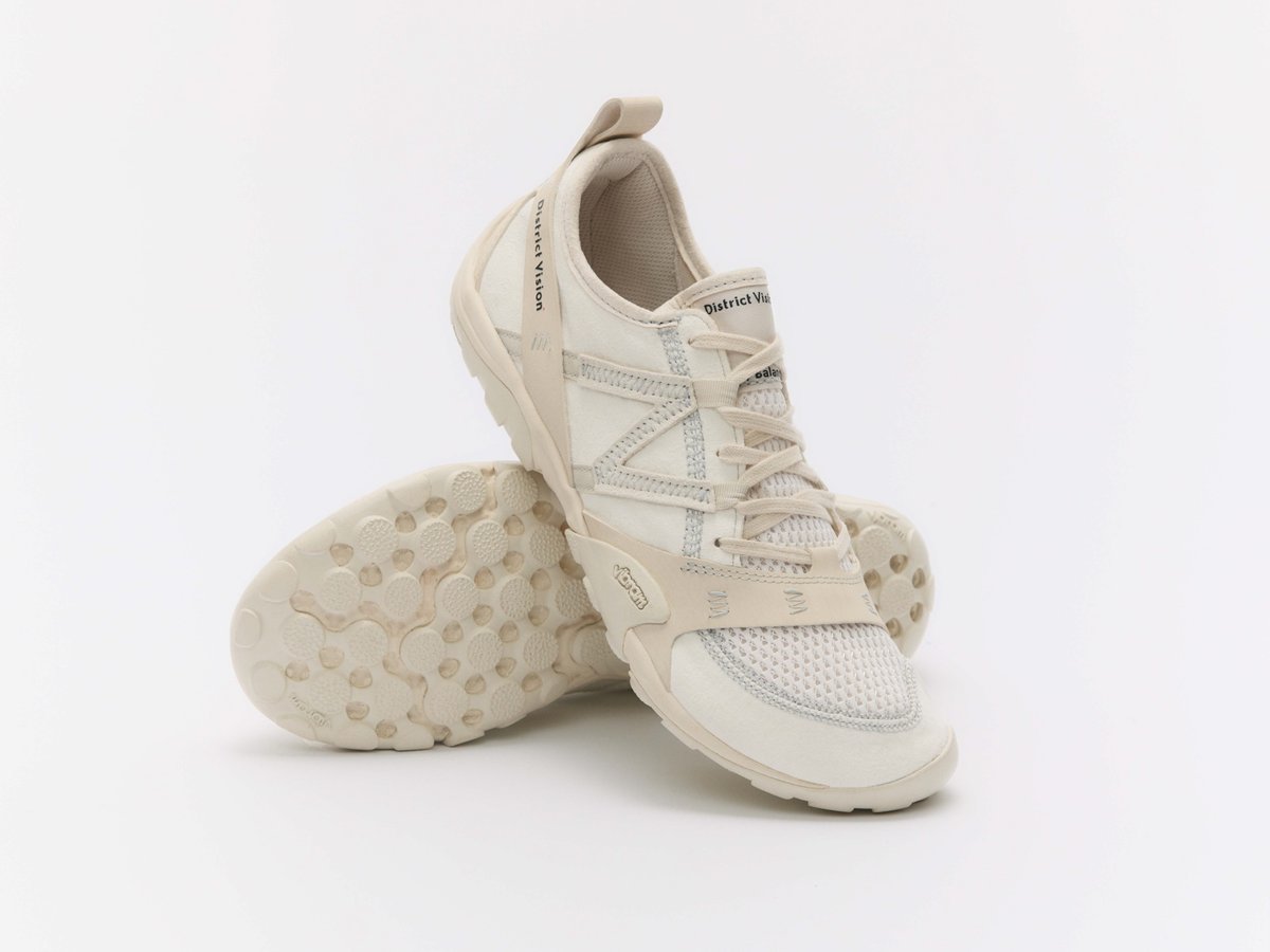 new balance 観覧車型 スニーカー ディスプレイ 非売品