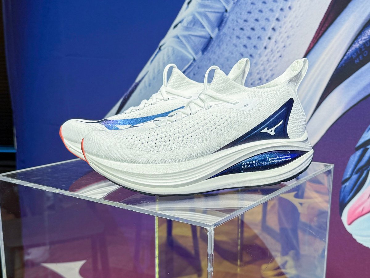 MIZUNO NEO VISTA(ランニング)|J1GC2447|シューズ|ランニング