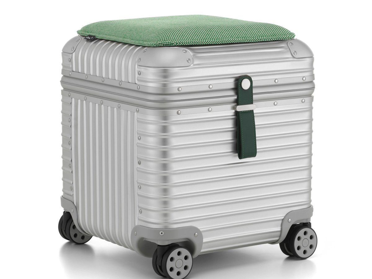 rimowa4-20250606-2-757d7928-