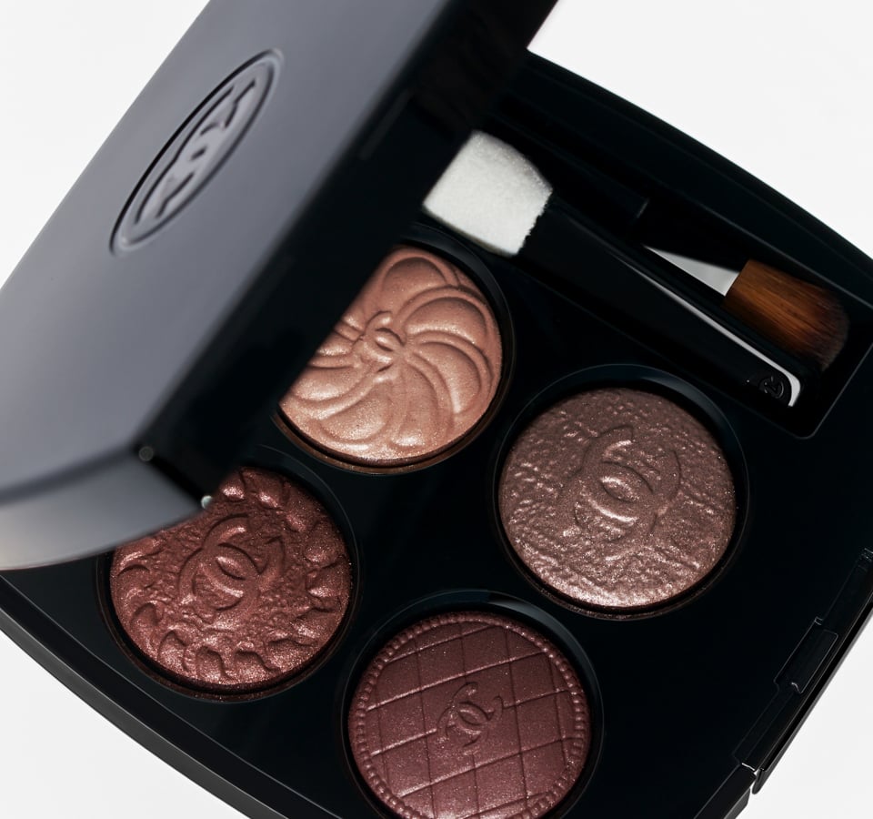 日々是コスメ】「シャネル」の“ボタンアイシャドウ”が可愛すぎる 気品