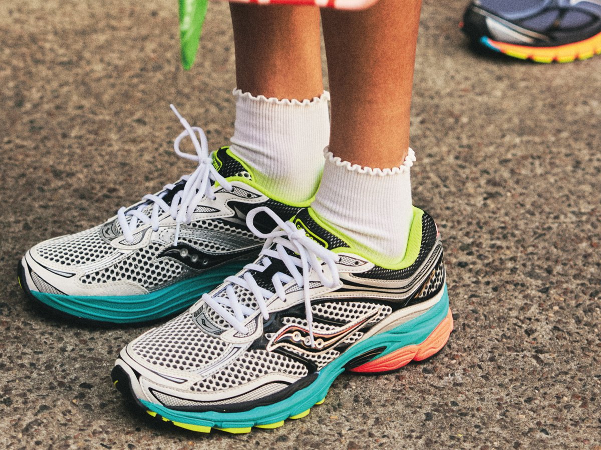 Saucony ランニングシューズ サッカニーが日本初のポップアップを開催 「プログリッド オムニ