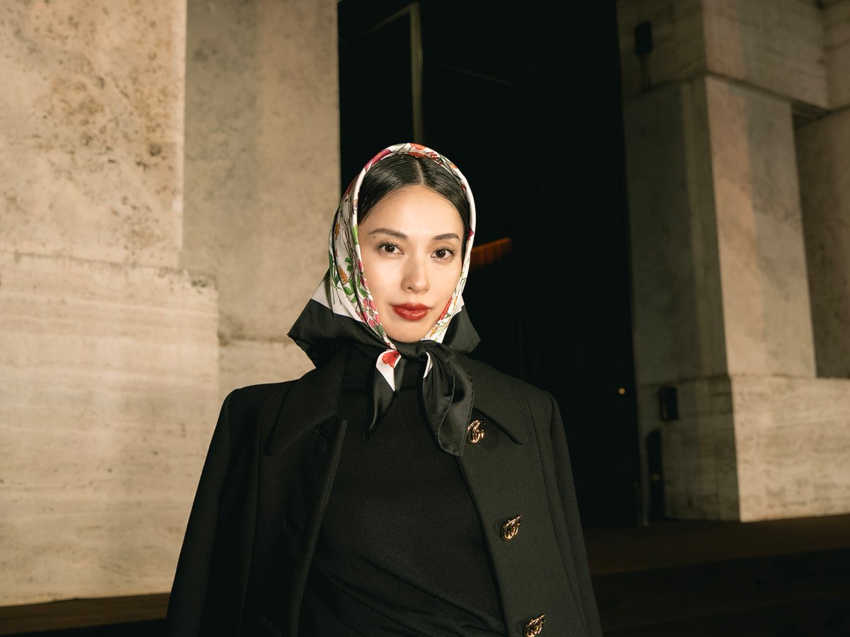 戸田恵梨香が新生グッチをまとう、デムナによるファーストコレクション
