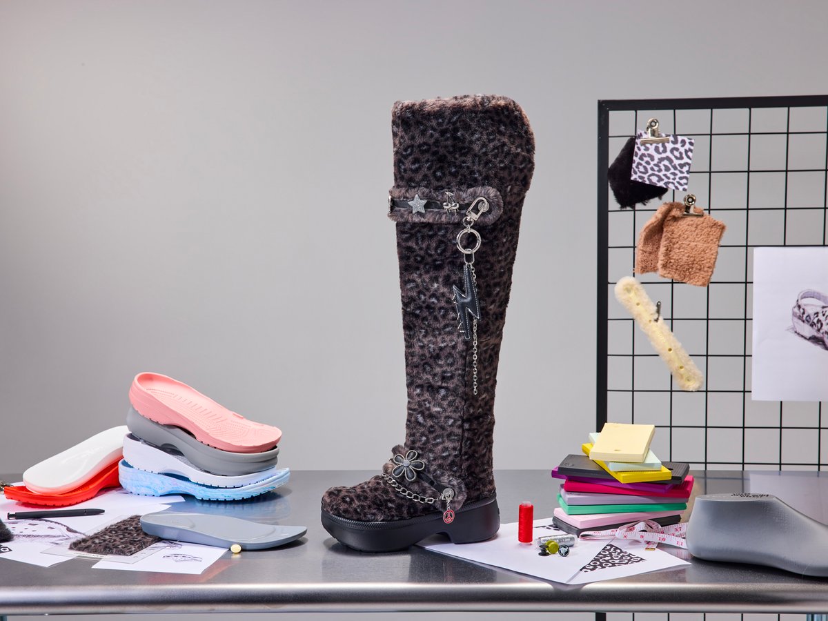 crocs-classic-unforgettable-