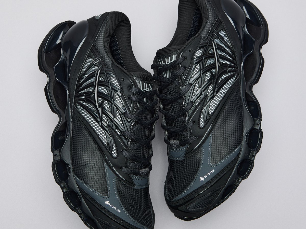 mizuno-wave-prophecy-ls-gore-