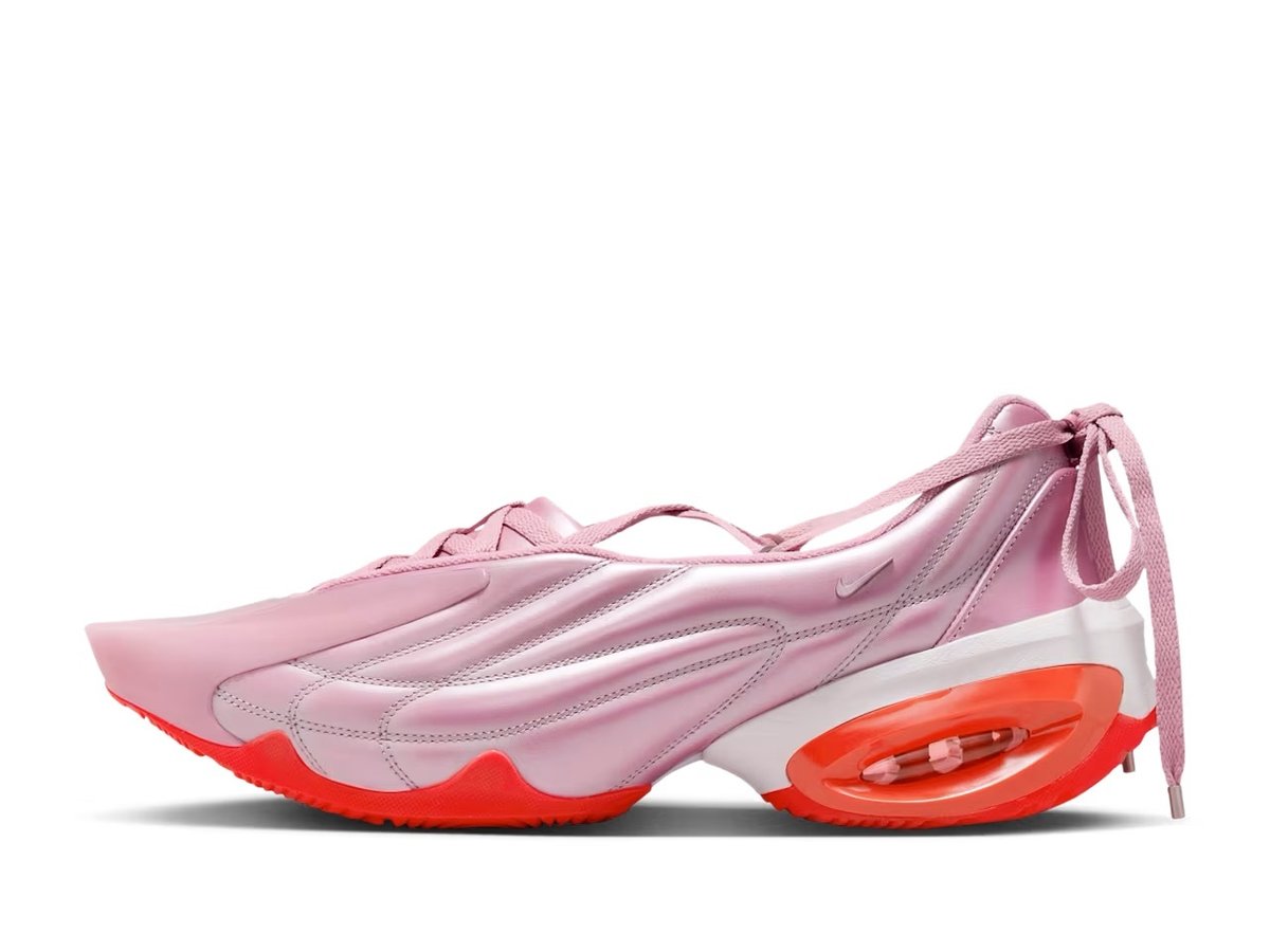 ※ペンタ※ ノウルズ×ナイキコラボ アウターとスカート2点 nike-cf651f48-440a-4ac1-90db-
