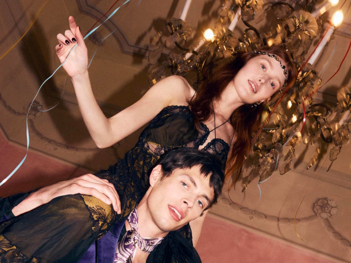 エトロ、ホリデーコレクションからキンプリ髙橋海人描き下ろしの限定