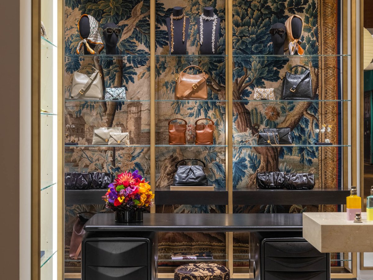 dries-kyoto-gallery-open-