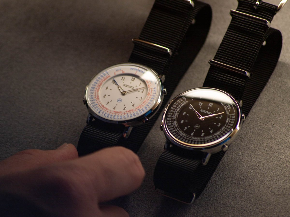 V.A. × セイコー × フラグメント ロゴをあしらった限定メトロノーム
