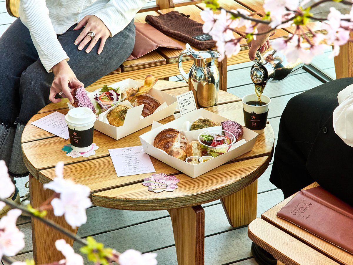 スターバックスがロースタリー 東京で桜シーズン限定のテラス予約