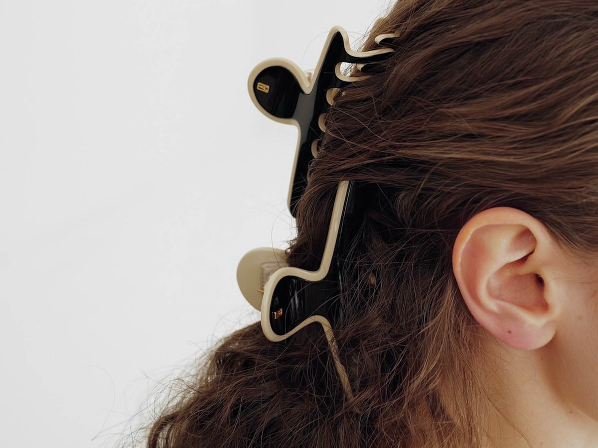 クラネが「アレクサンドル ドゥ パリ」の限定ヘアクリップを発売 バイ