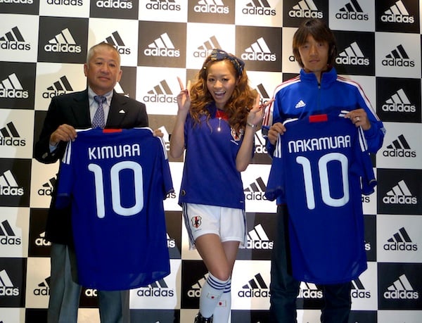 中村俊輔選手が来店！「アディダス パフォーマンスセンター」横浜