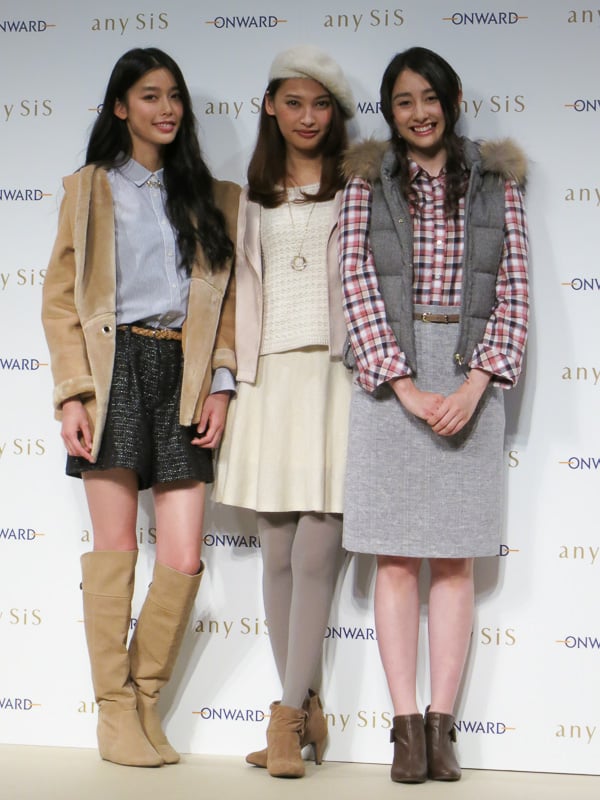 オンワード樫山「anySiS」の商品提案強化 新ミューズに早見