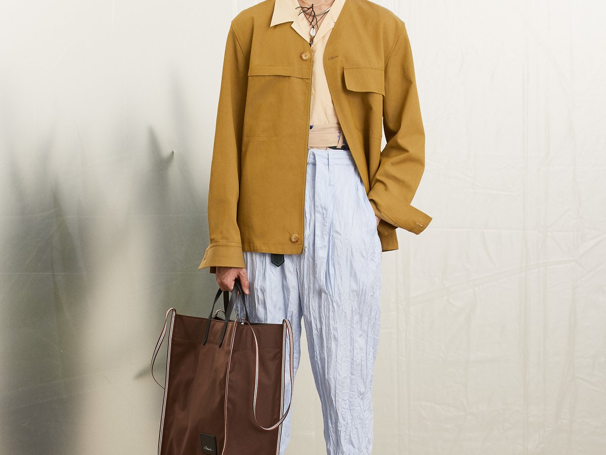 K*a様 美品3.1 Phillip Lim スモッキング オフホワイトジャケッ 3.1 Phillip Lim -Men's- 2019年春夏 | 画像33枚 - FASHIONSNAP