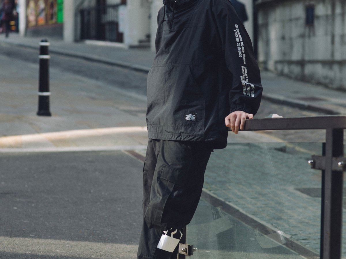 uniform experiment 19-20aw ダウンベスト サイズ3 uniform experiment 19-20aw ダウンベスト サイズ3