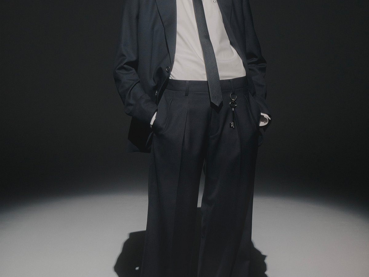 DRESSEDUNDRESSED-2021aw-top-