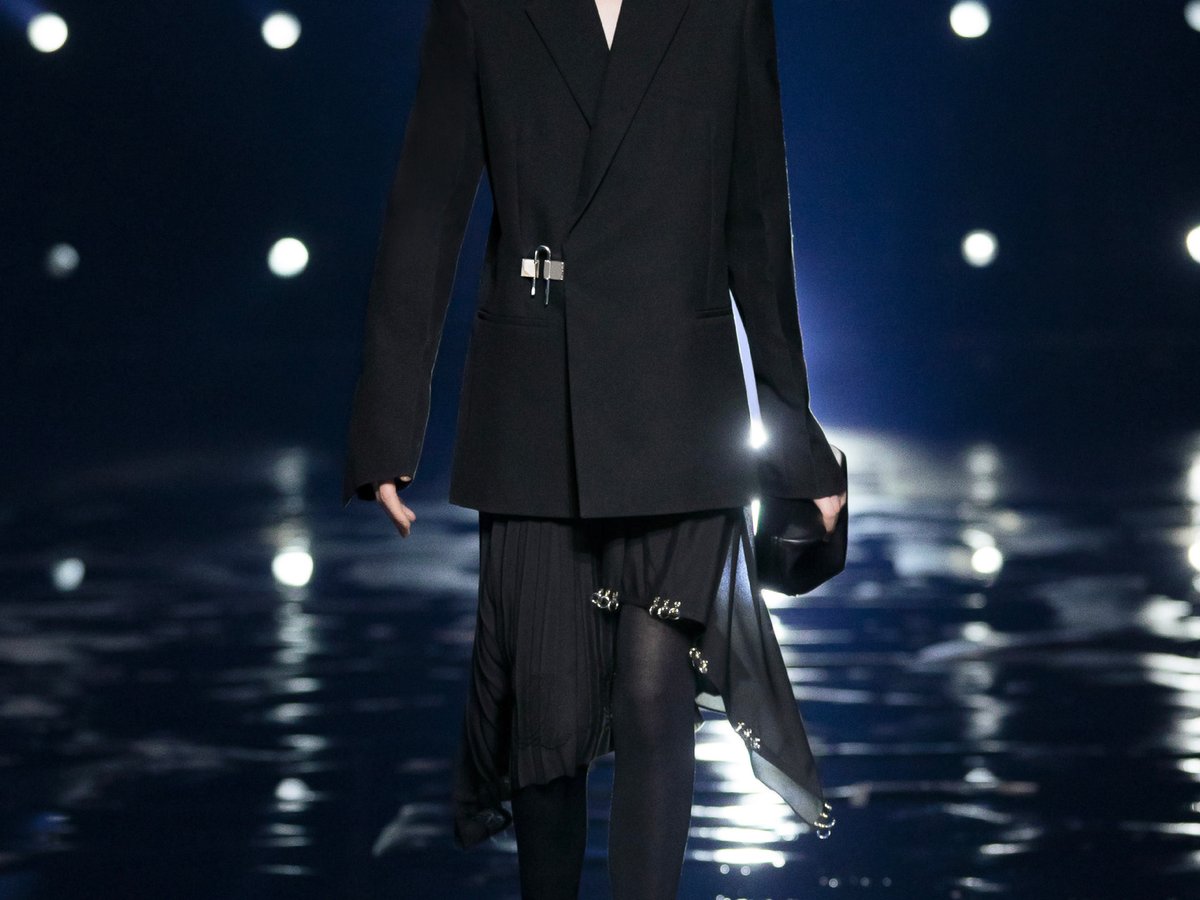 GIVENCHY 2021年秋冬コレクション | パリ | 画像63枚