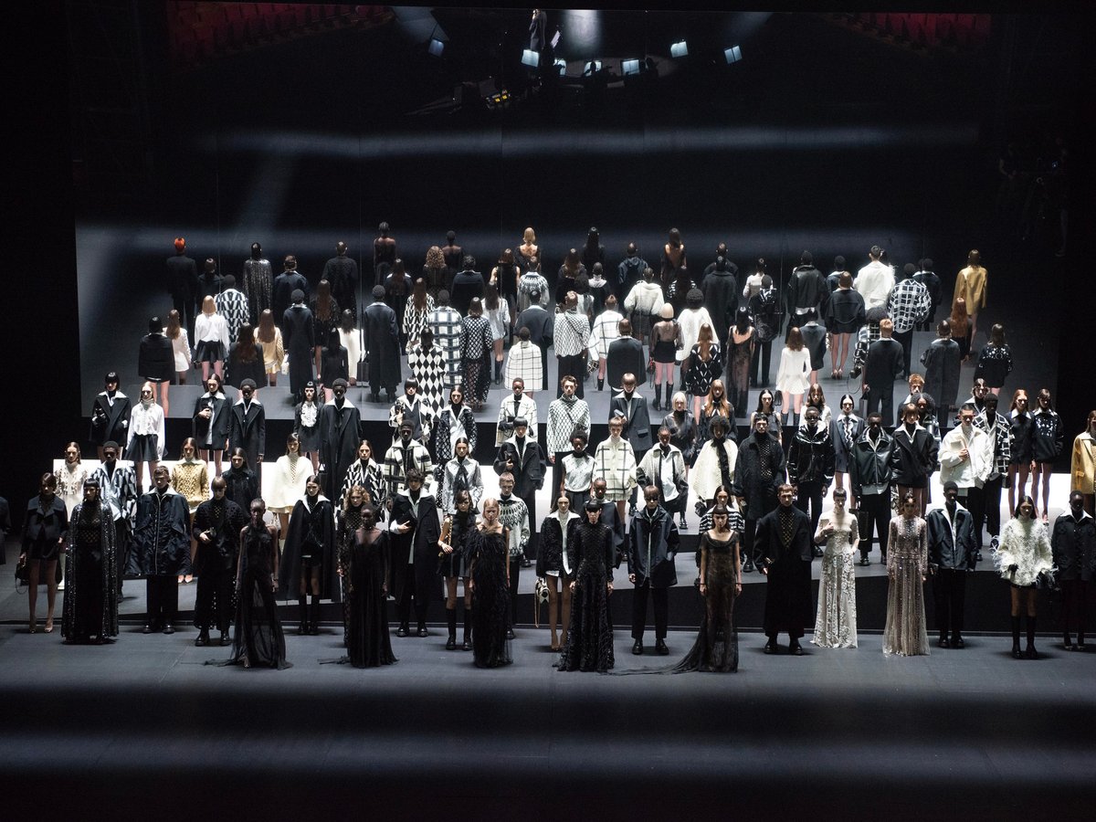 VALENTINO 2021年秋冬コレクション | ミラノ | 画像67枚 - FASHIONSNAP