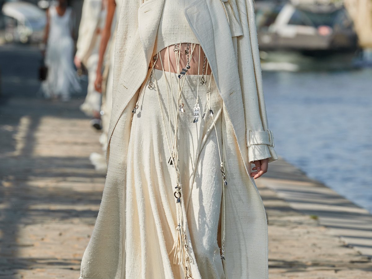 Chloé☆あと少しで春が来る♪☆☆クロエ春ストール☆☆ Chloe-2022ss-top-001.jpg