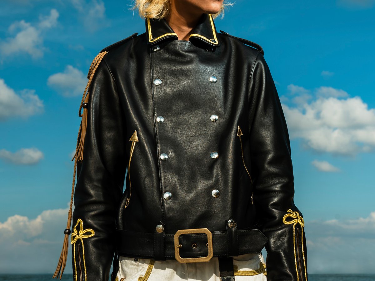 youthinbalaclava_SS23_top-001.jpg