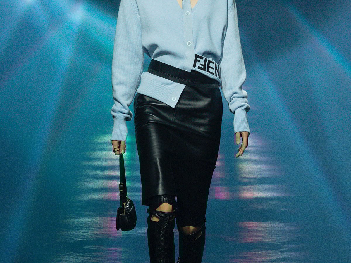 top_fendi_23aw_woman_00001.jpg
