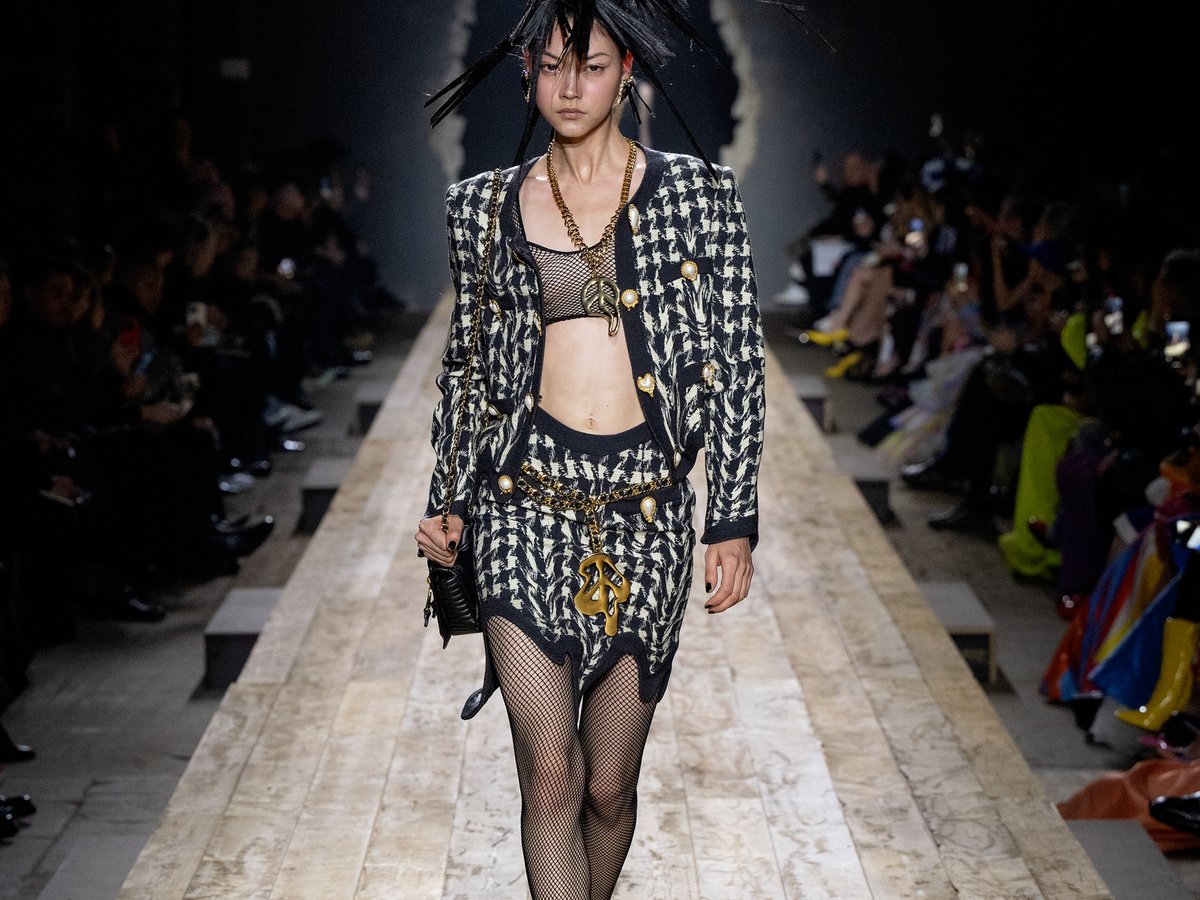 [宅送] 23_03_02_MOSCHINO001top.jpg スカート