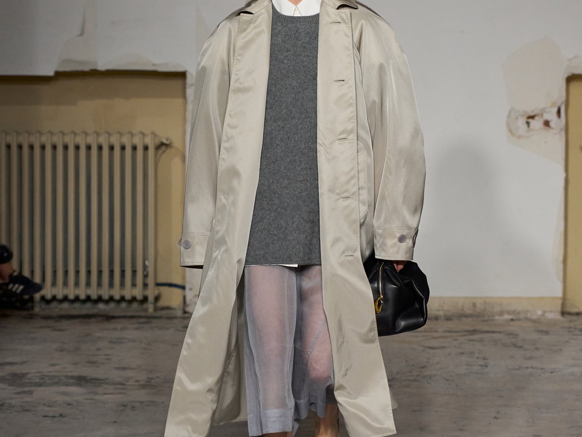 carven_2024ss_00001_top.jpg