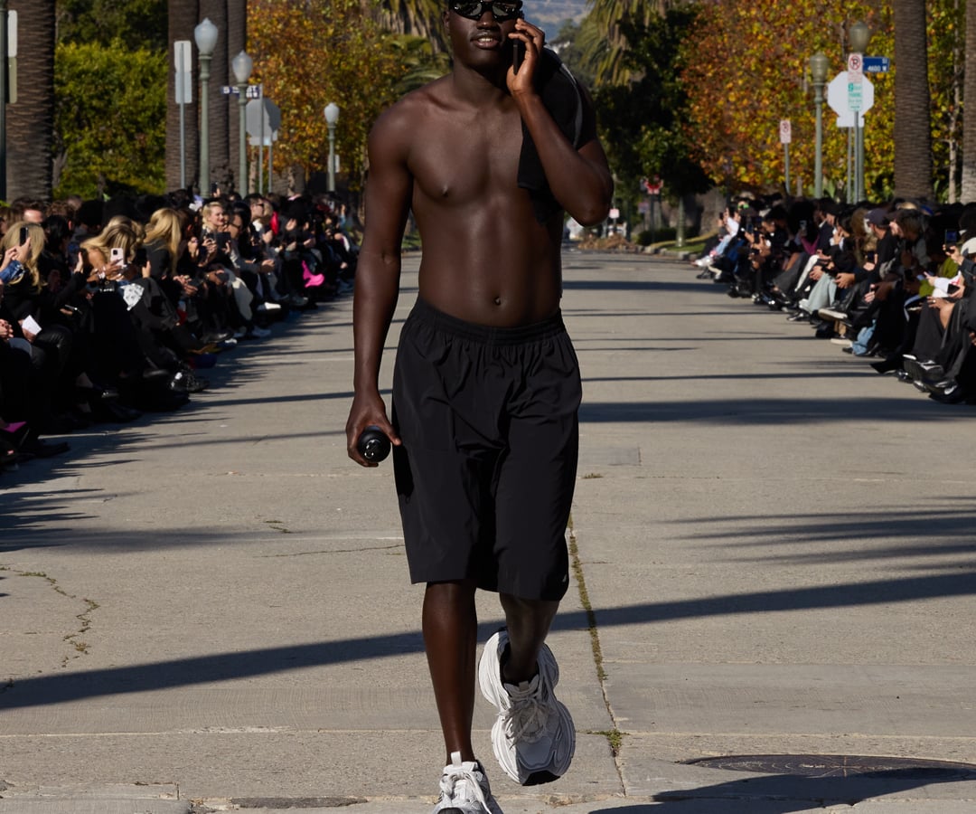 balenciaga_24fall_00001_top.jpg