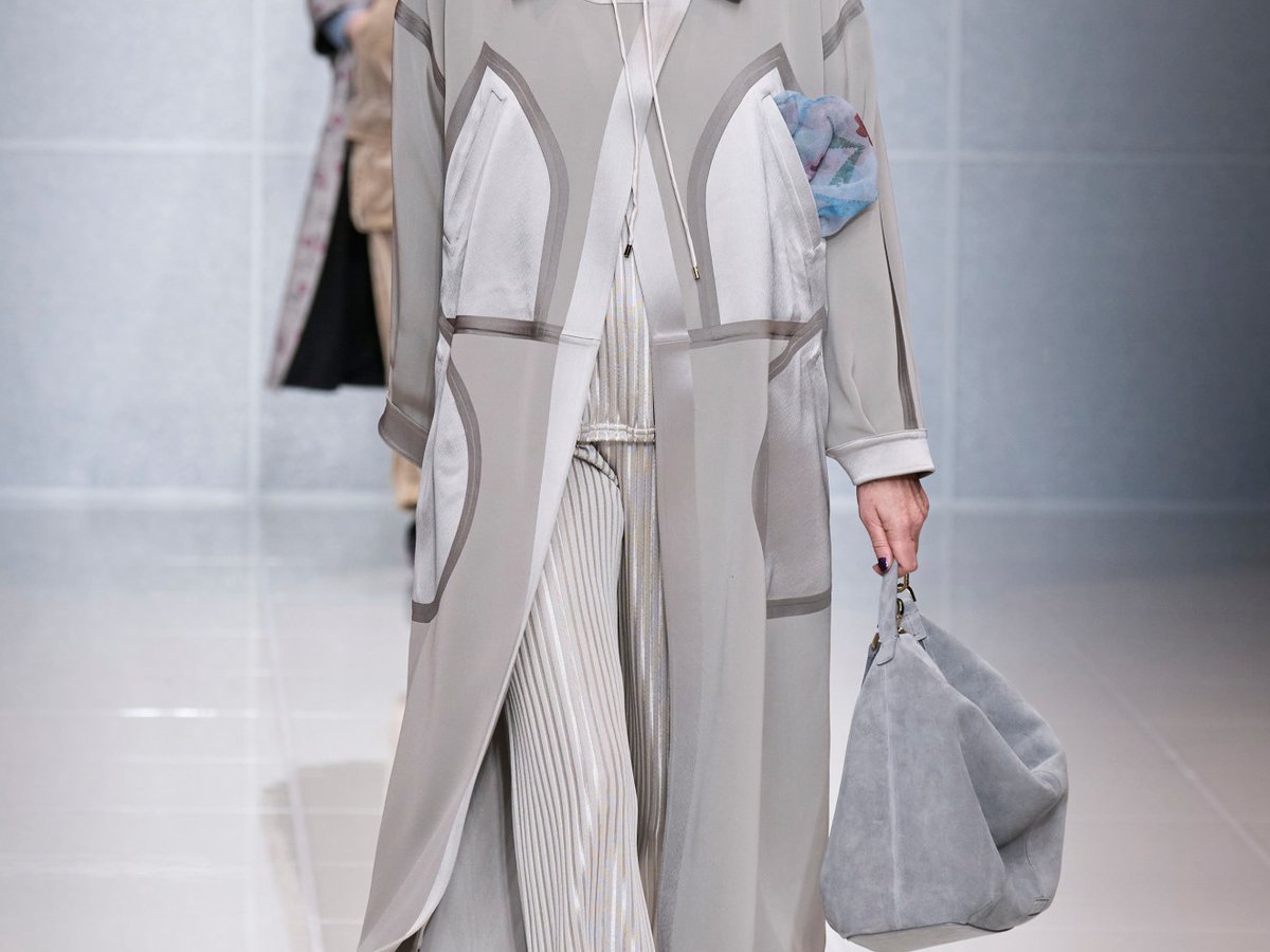 GIORGIO_ARMANI_24aw00001_top-