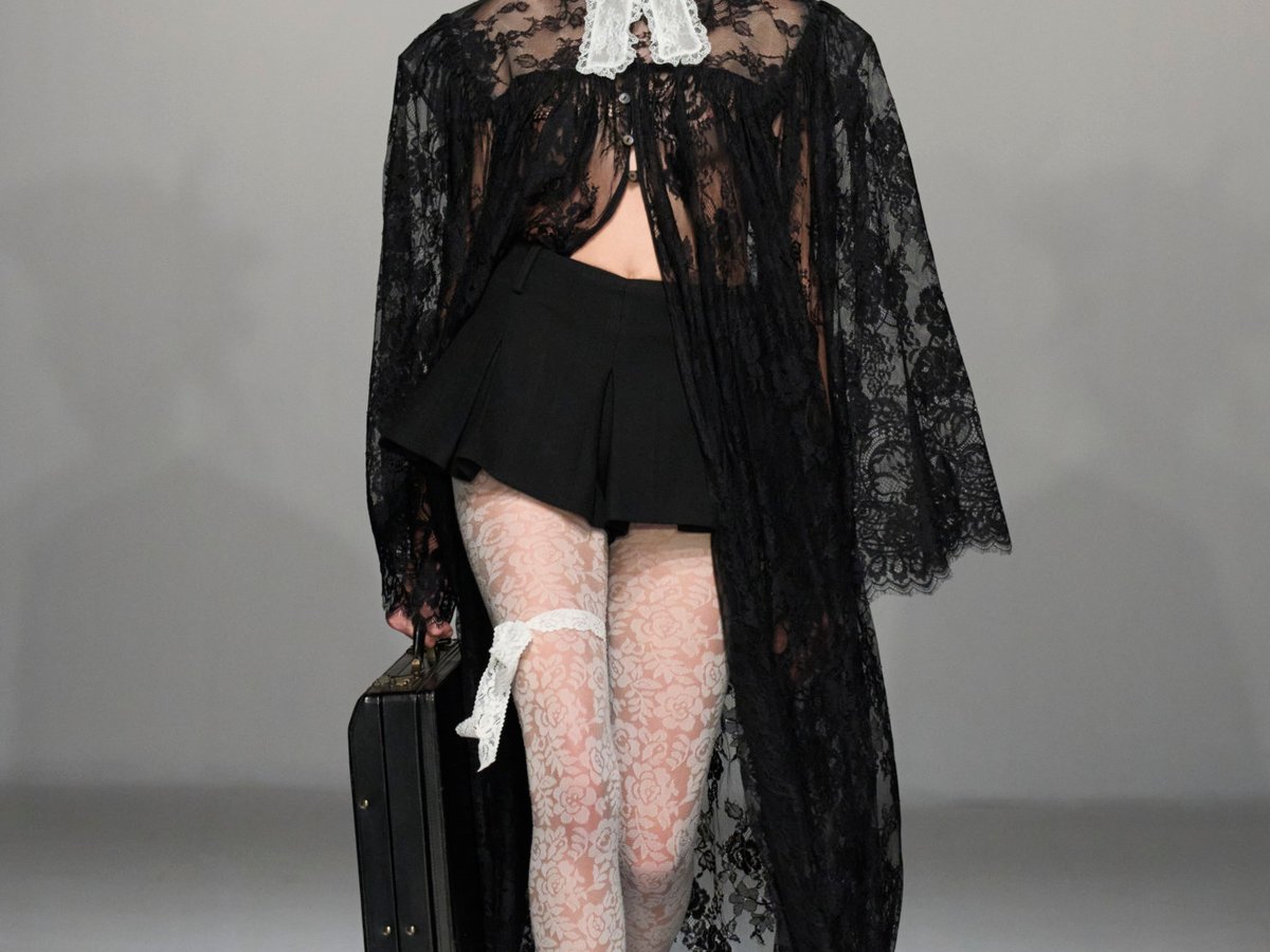 yuhan wang チュールスカート Backstage Report 03】YUHAN WANG 2024SS | Lula JAPAN [ルラ