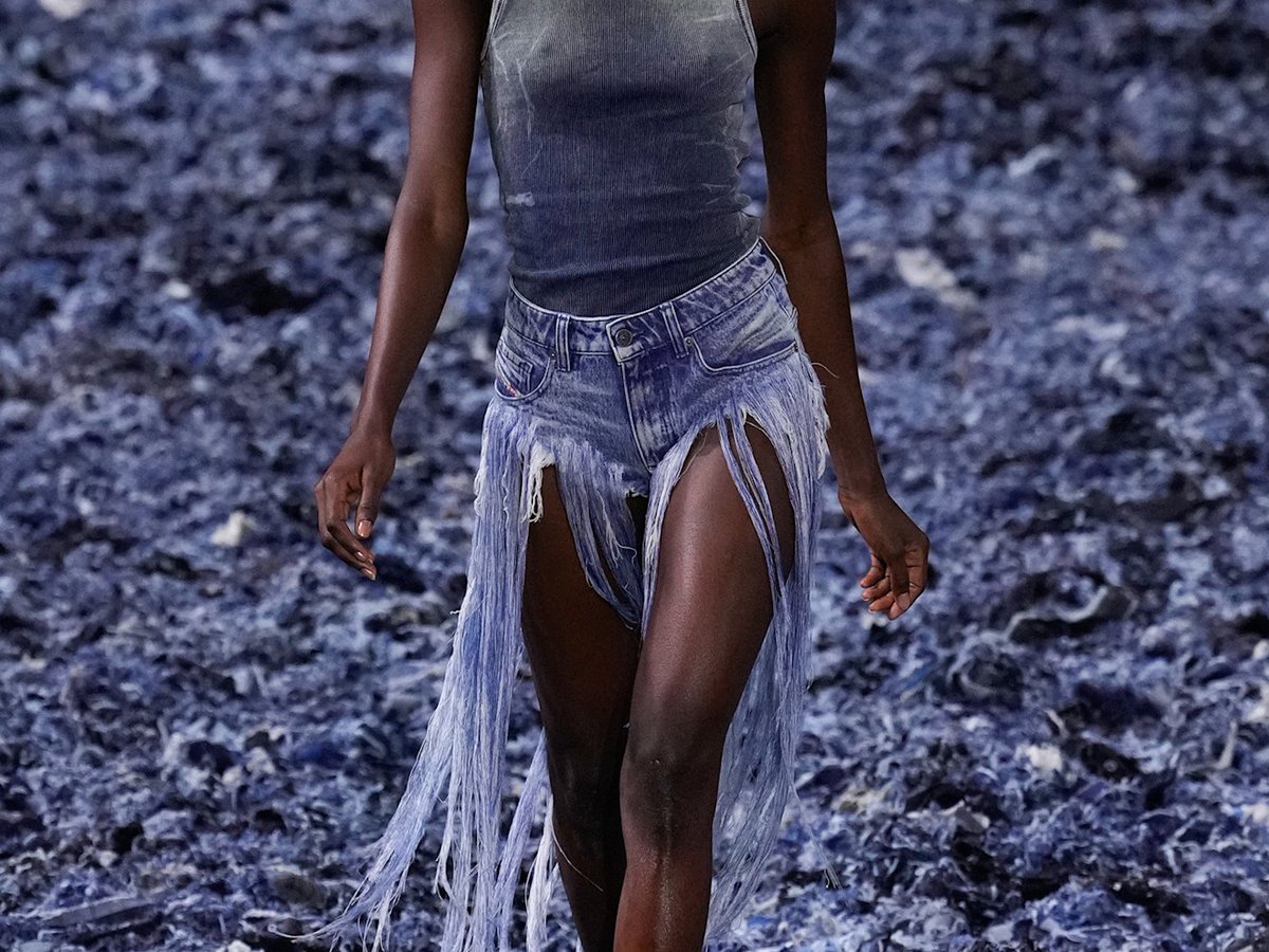 【DIESEL】 2025年 春夏新作 ベスト L diesel_25ss_00001_top-62c2133e