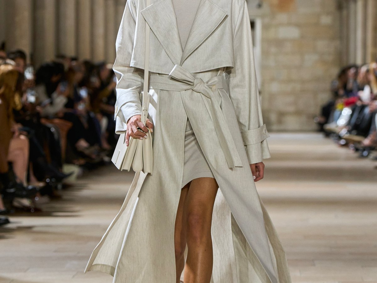 akris_25ss_001-3a3740d1-112e-