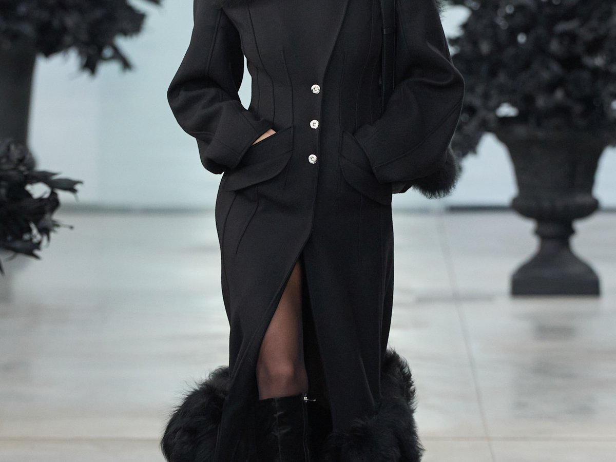 Blumarine_25aw00001-00b3a2fb-