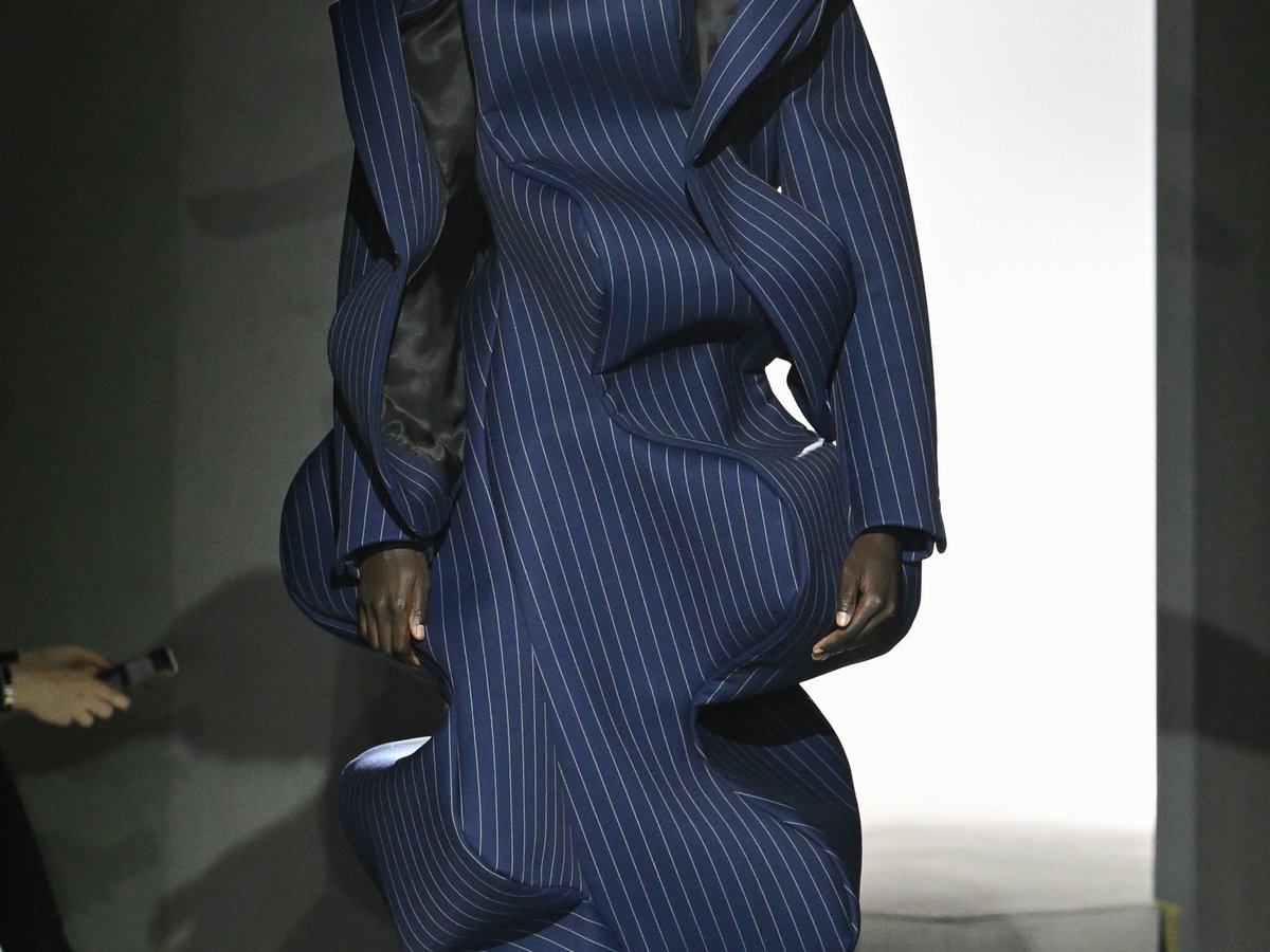 COMME-des-GARCONS_25aw00002-