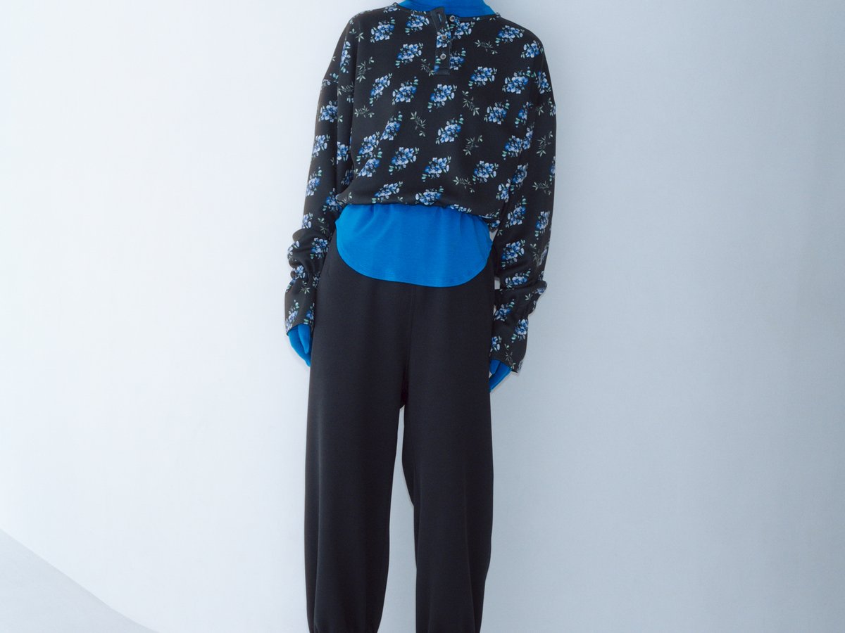 ritsuko karita ブラウス RITSUKO KARITA 2025年秋冬コレクション | 画像23枚 - FASHIONSNAP