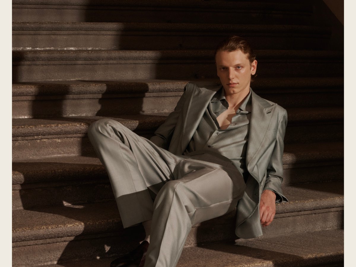 難有り Brioni ブリオーニ 春夏セットアップスーツ PALATINO 難有り Brioni ブリオーニ 春夏セットアップスーツ PALATINO Brioni