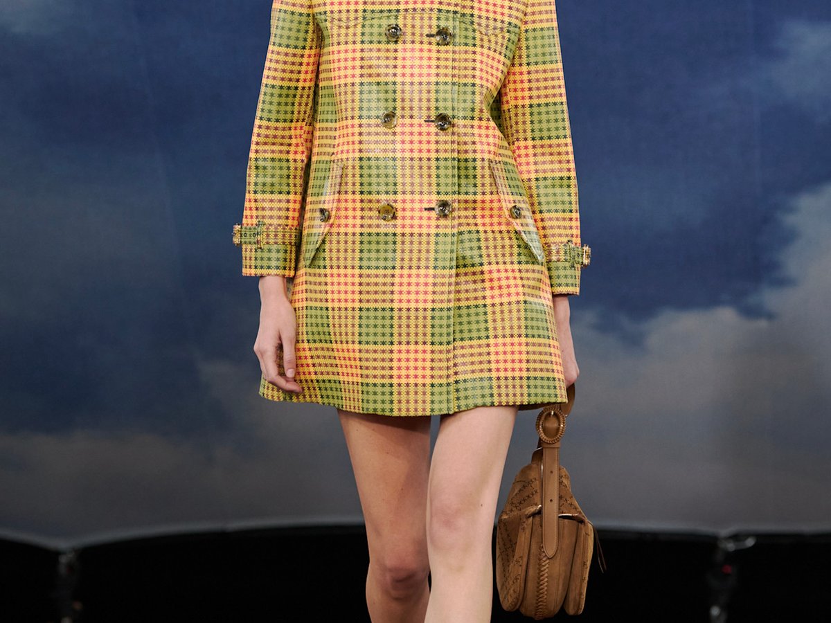 BURBERRY 2026年春夏コレクション | ロンドン | 画像56枚 - FASHIONSNAP