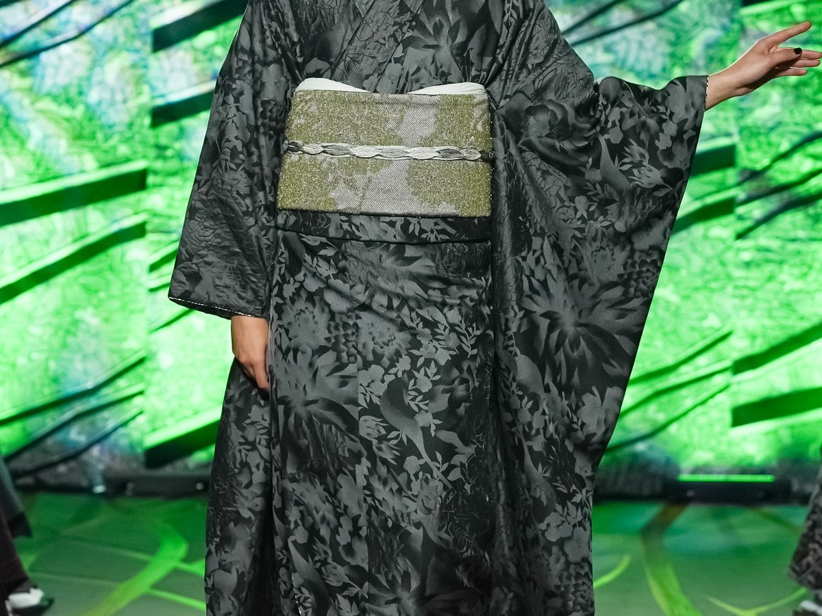 サイトウ 様 ジョウタロウ サイトウ 25-26年秋冬コレクション、ダークな世界