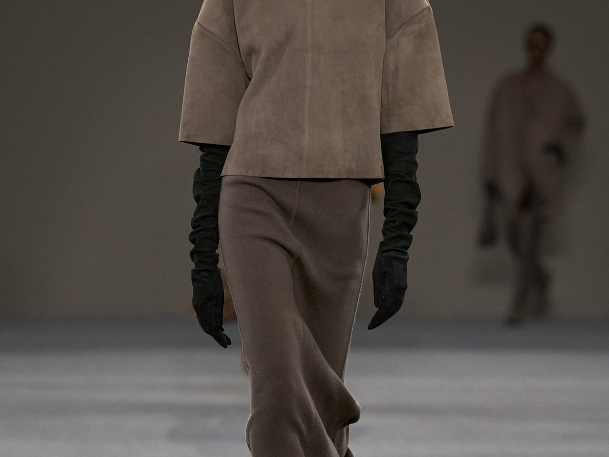max-mara-2026aw-1-f7fd41d0-