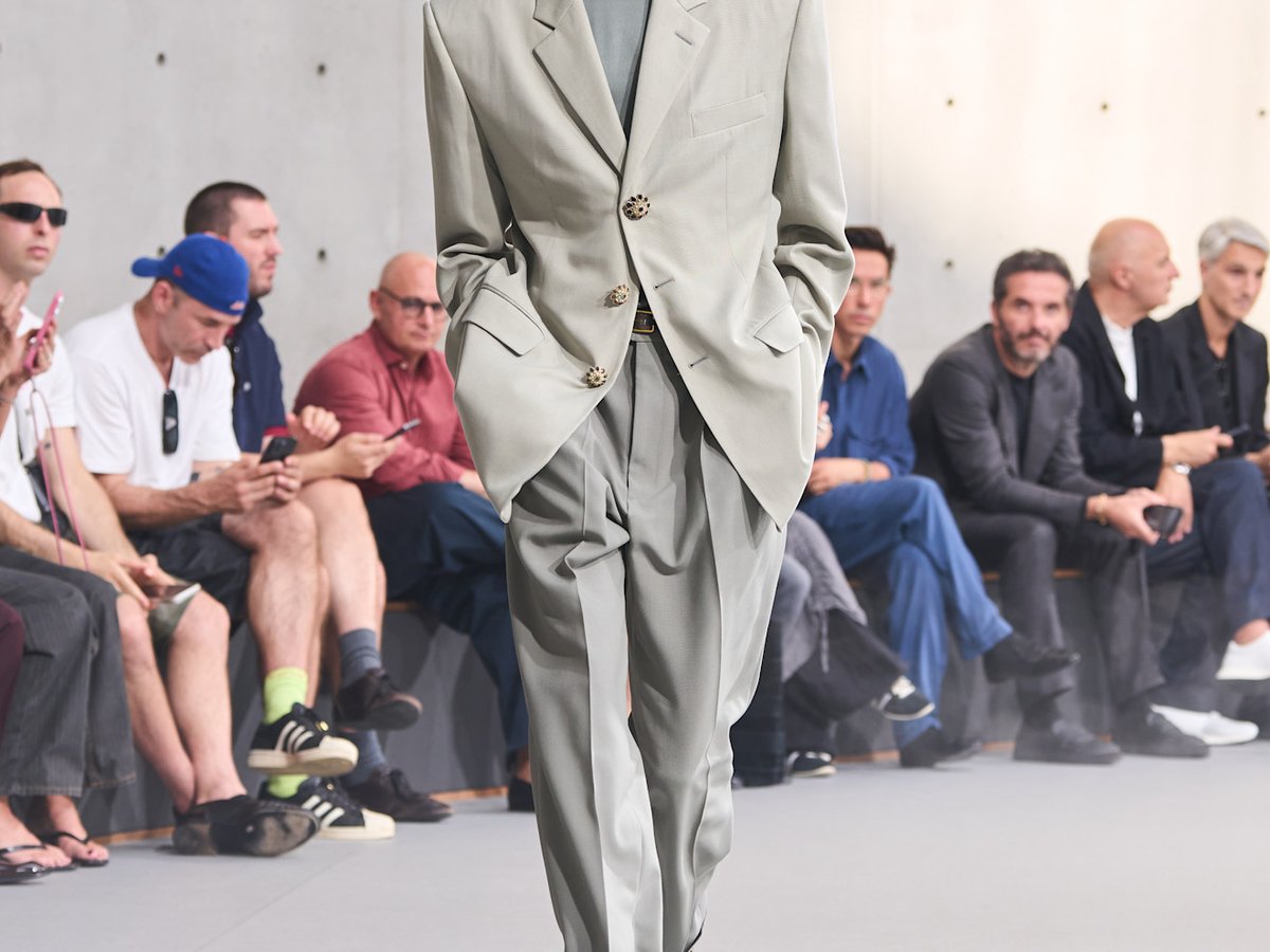 SAINT LAURENT -Men's- 2027年春夏コレクション | パリ | 画像40枚
