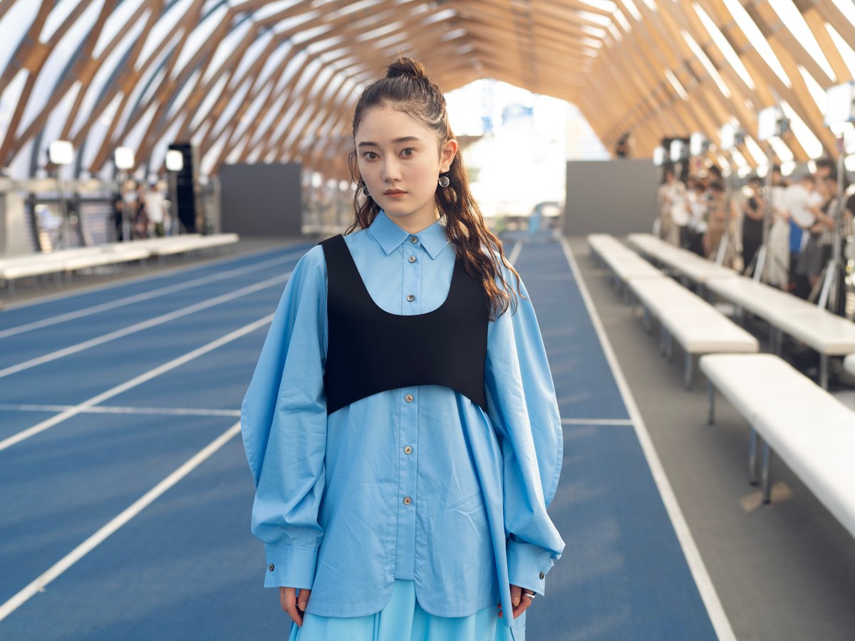 Street Style - 東京 - 椎名美月さん - 2025年09月02日撮影 - FASHIONSNAP