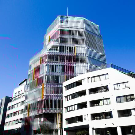 眺望活かしたテラス多数 B6跡地の新ランドマーク キュープラザ原宿 初公開