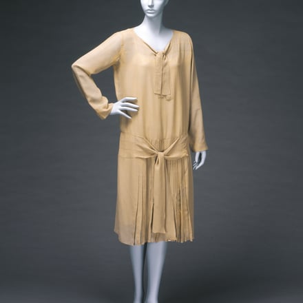 ガブリエル・シャネル 《デイ・ドレス》 1927年頃　神戸ファッション美術館