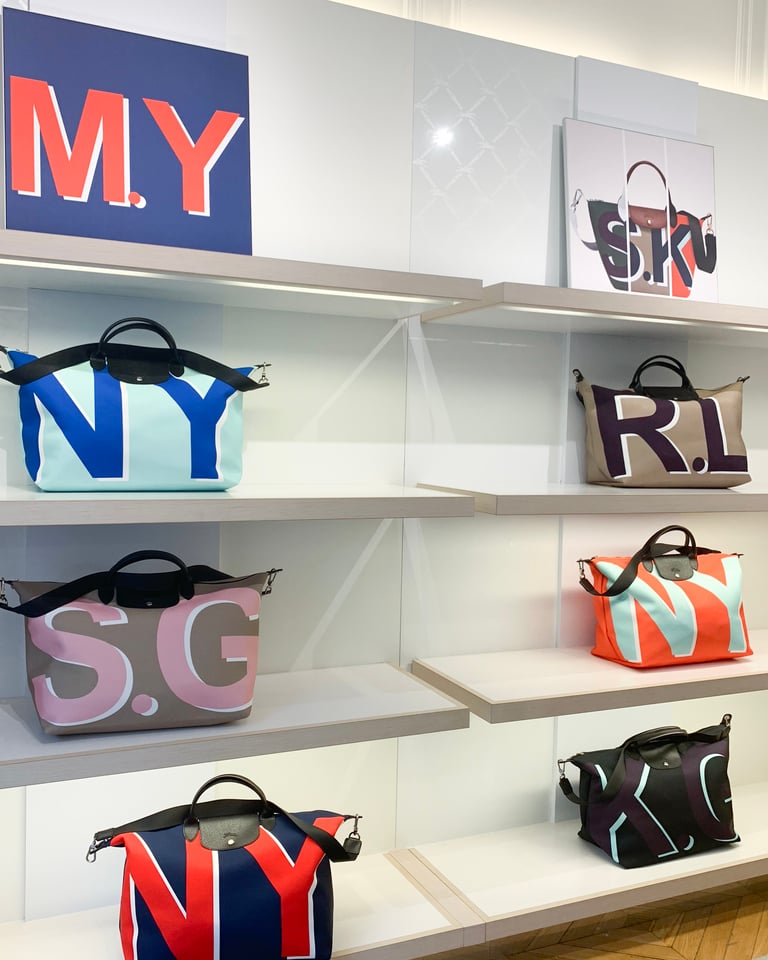 ロンシャン ル プリアージュ カスタムサービスにキャンバス素材が追加 イニシャルを大胆にプリント