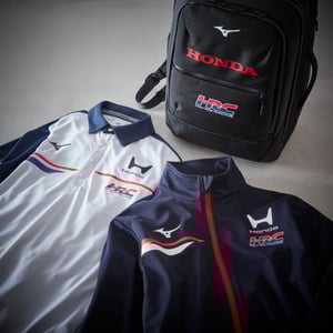 ミズノ、ホンダ・レーシングのユニフォームをベースにファン向けアパレルを販売