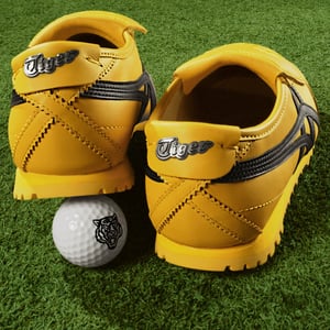 オニツカタイガーがブランド初のゴルフシューズを発売　「MEXICO 66」がベースに